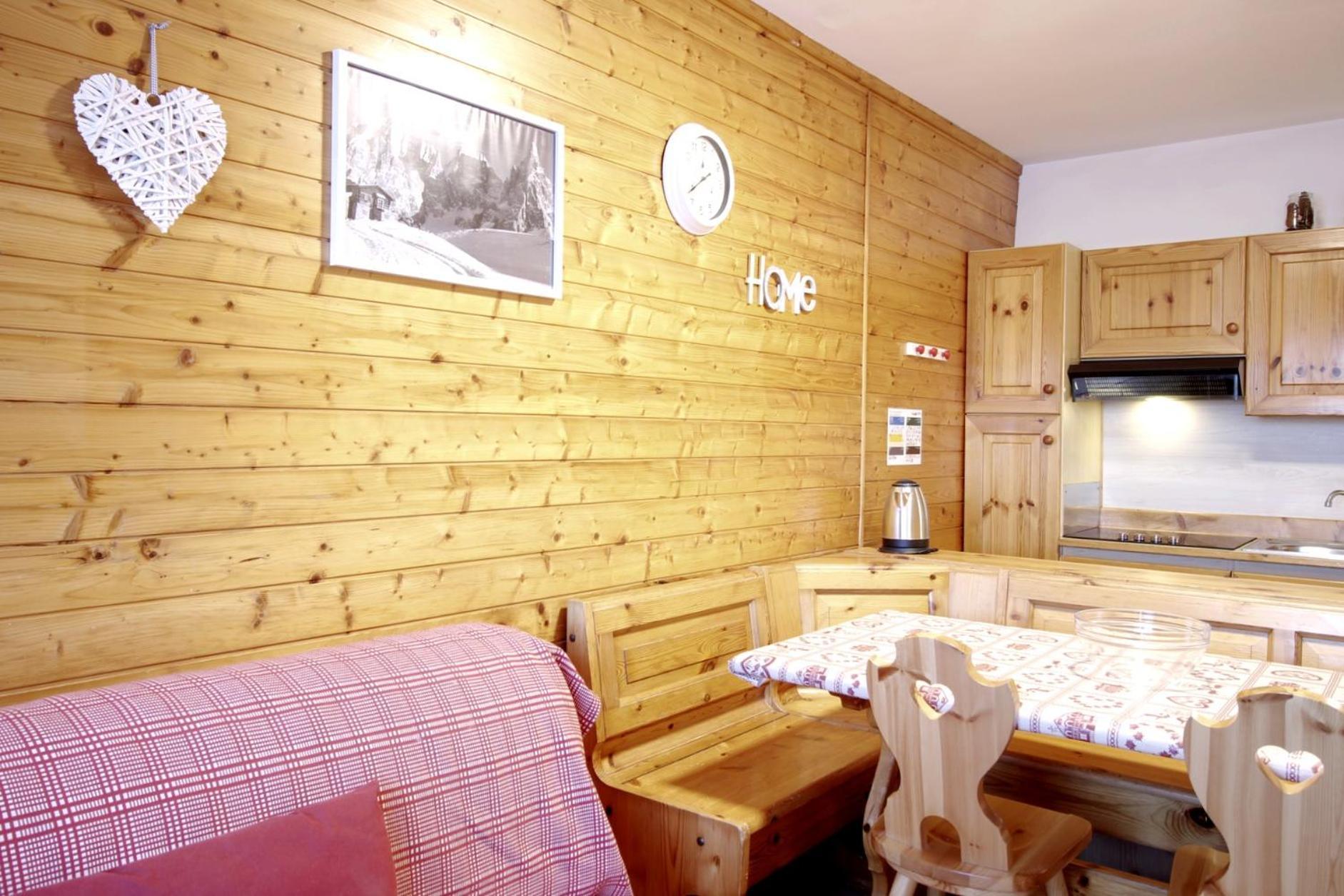 Appartement La Tana - Agenzia Dolomiti Affitti à Cavalese Extérieur photo
