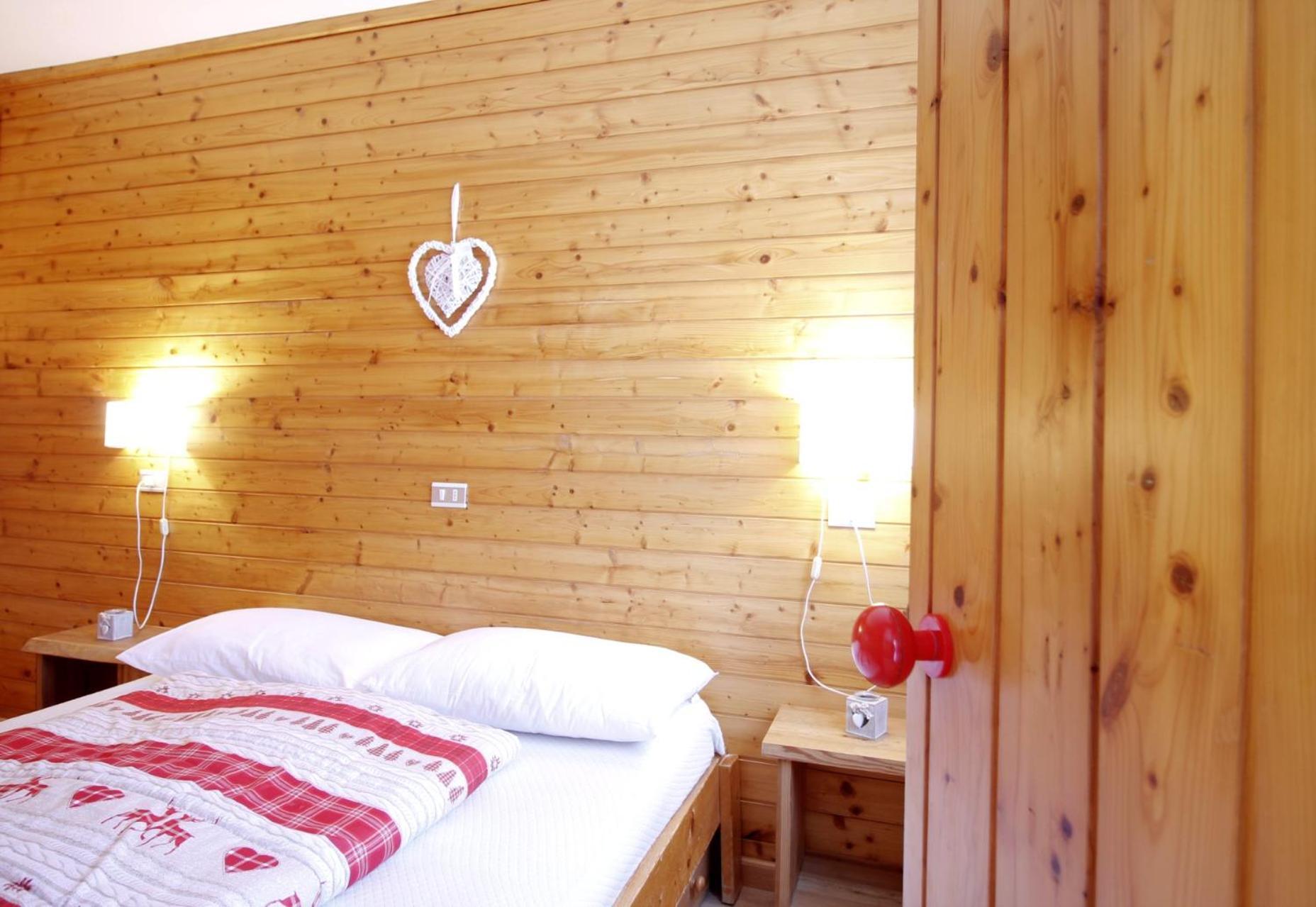 Appartement La Tana - Agenzia Dolomiti Affitti à Cavalese Extérieur photo